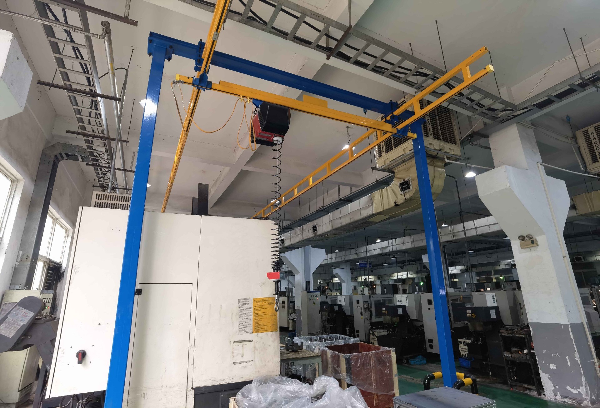 蘇州KBK輕軌型吊機——高效、便攜、經(jīng)濟的起重解決方案